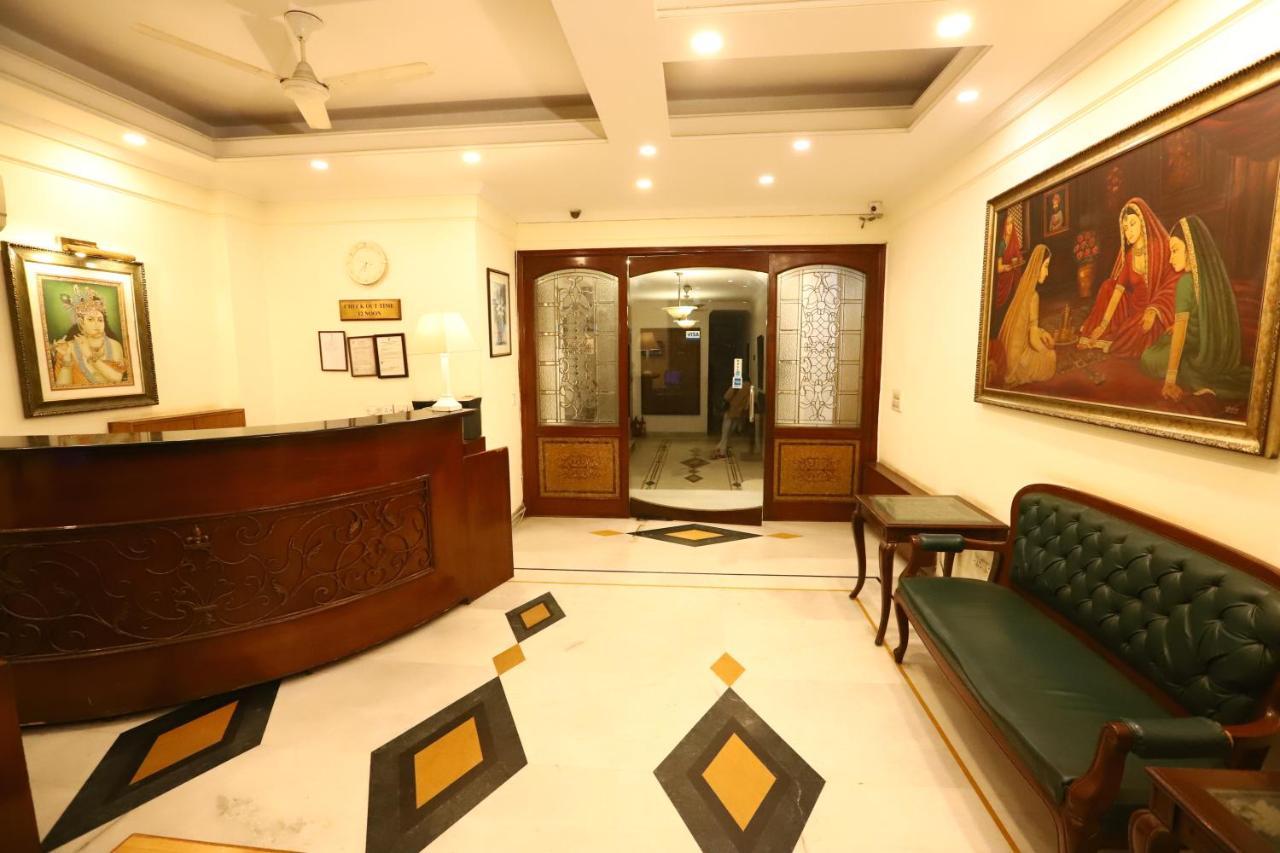 Hotel Ambica Palace Aiims New Delhi - Couple Friendly Local Id Accepted ภายนอก รูปภาพ